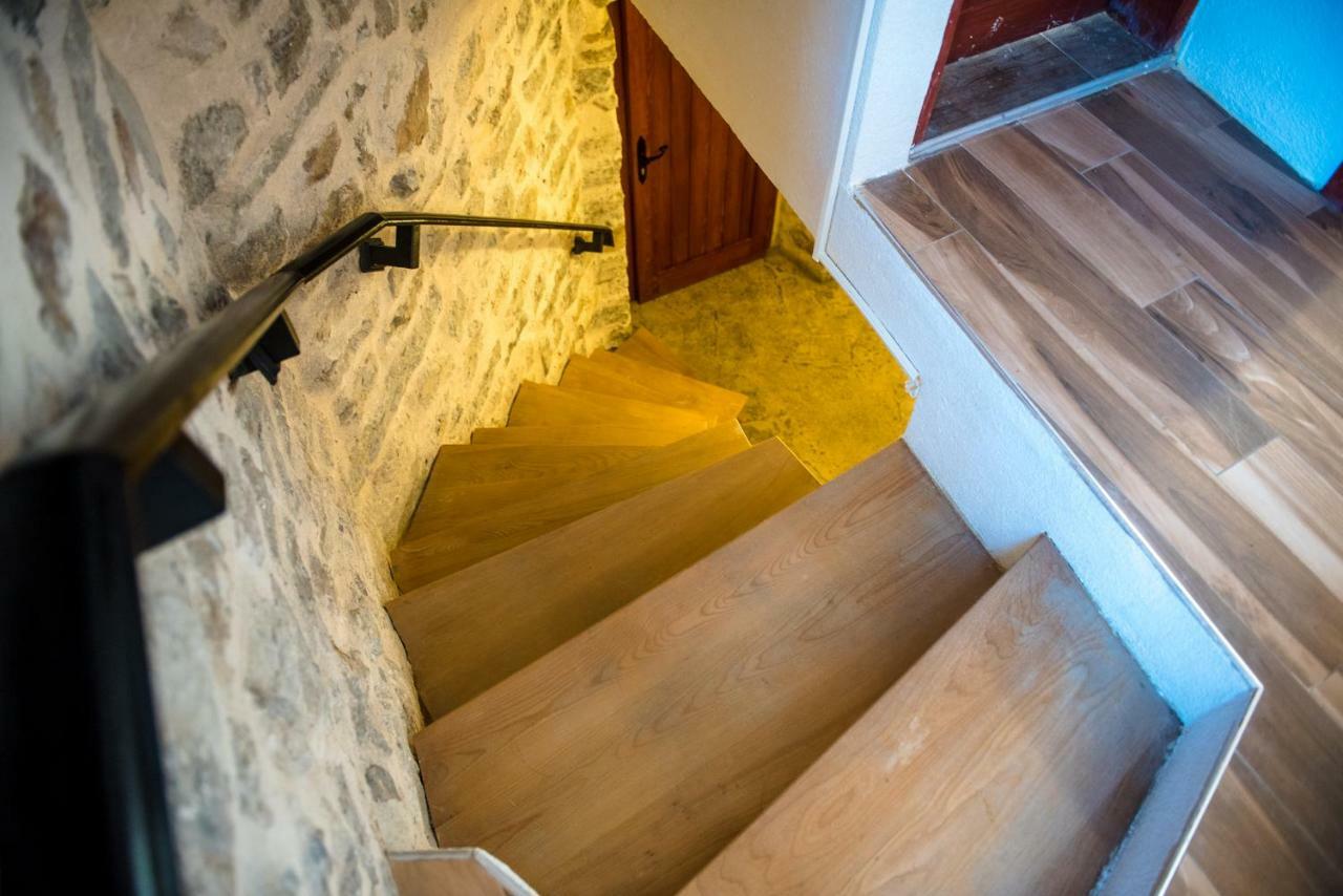 Antika Guesthouse コトル エクステリア 写真